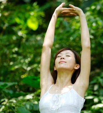 深呼吸練習(xí) 養(yǎng)肺防感冒